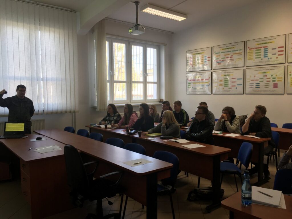 Studenci PWSZ na Wojskowej Akademii Technicznej-2