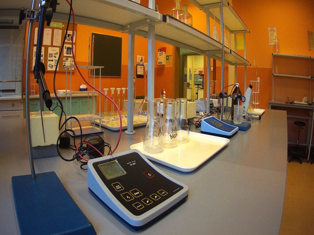 Laboratorium analizy chemicznej-7