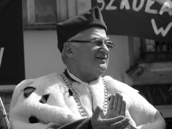 Rektor profesor dr hab. Czesław Glinkowski czarno-białe zdjęcie