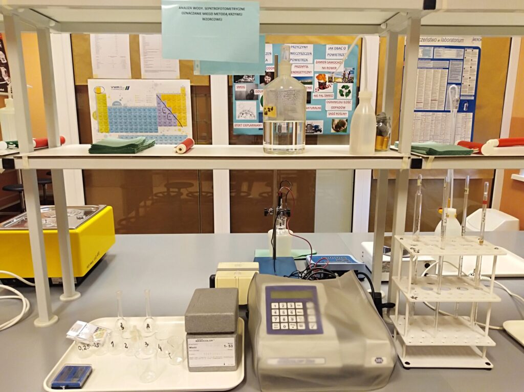 Laboratorium analizy chemicznej-10