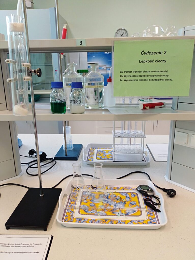 Laboratorium chemii fizycznej, chemii środowiska oraz termodynamiki technicznej-4