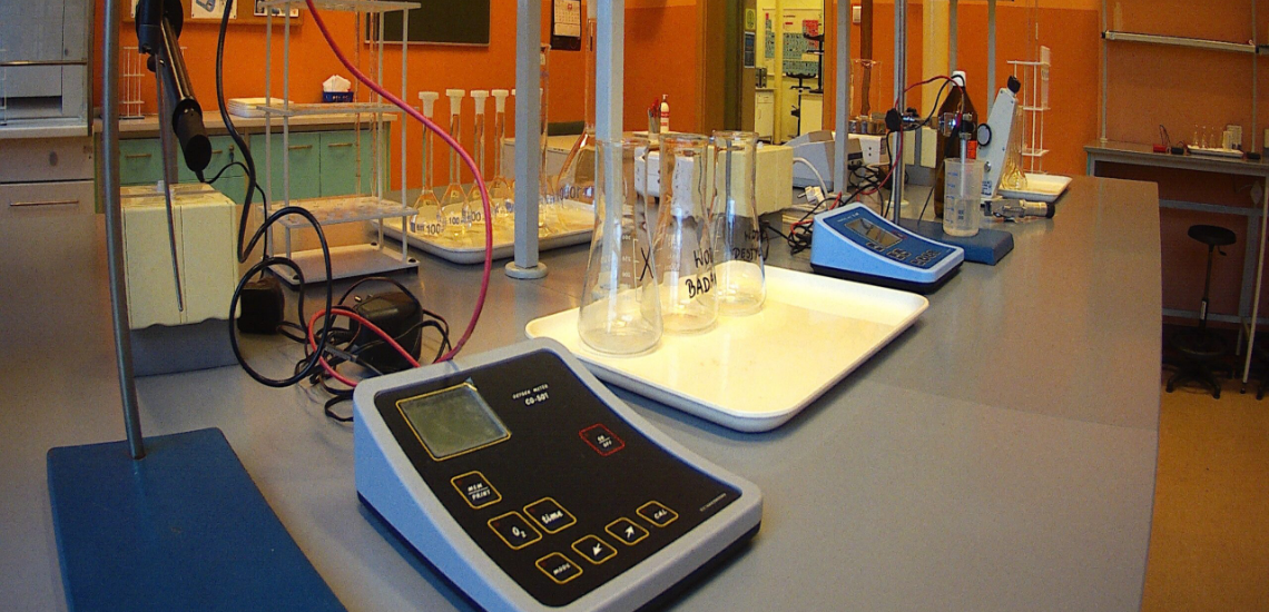 laboratorium analizy chemicznej wody i ścieków