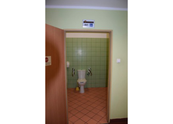 Toaleta przystosowana dla potrzeb osób niepełnosprawnych
