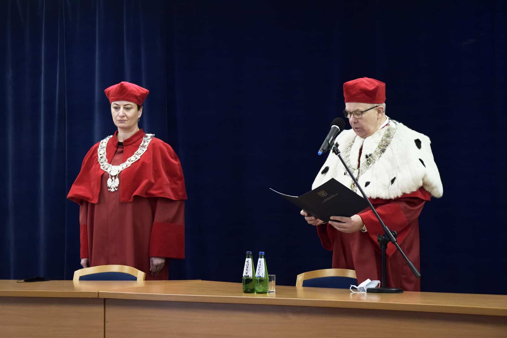 Senat Akademii Kaliskiej uczcił pamięć prof. Chajdy-4