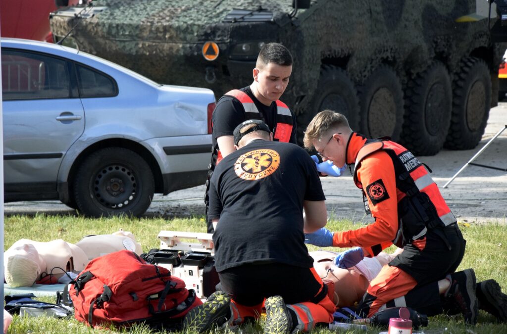 Wielki Piknik Służb w Kobylej Górze 16